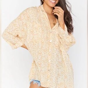 Show Me Your MuMu Women’s Size M Beige Patterned Oversized Button-Down Shirt